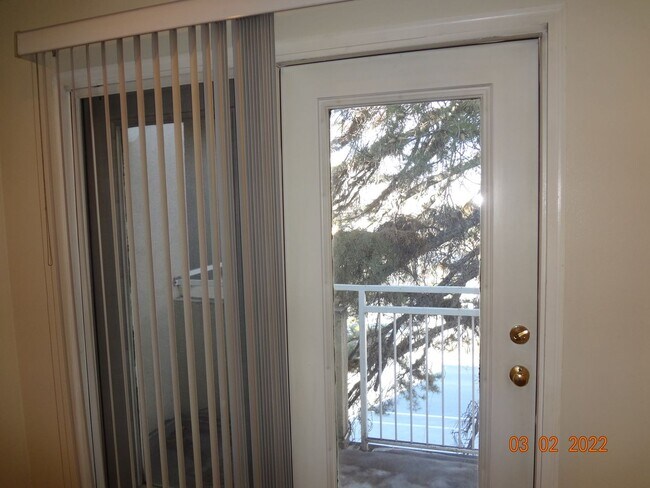 Building Photo - Great One Bedroom near Provo Rec Center, Utah Valley Hospital, and BYU!