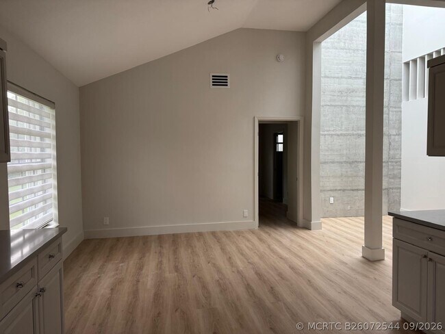 Building Photo - 13479 Fountain View Blvd