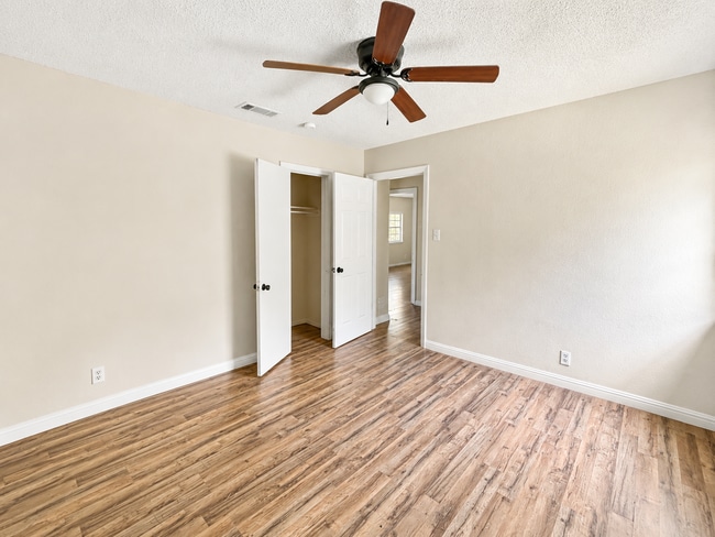 Building Photo - AVAILABLE NOW; APPLY TODAY ON OUR WEBSITE!!!