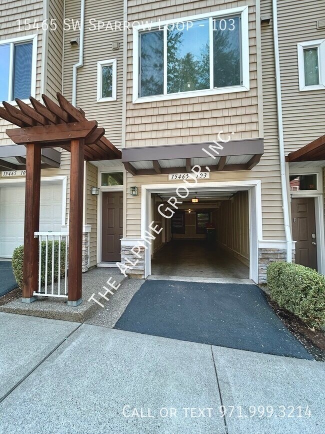 Building Photo - Townhome Near Progress Ridge