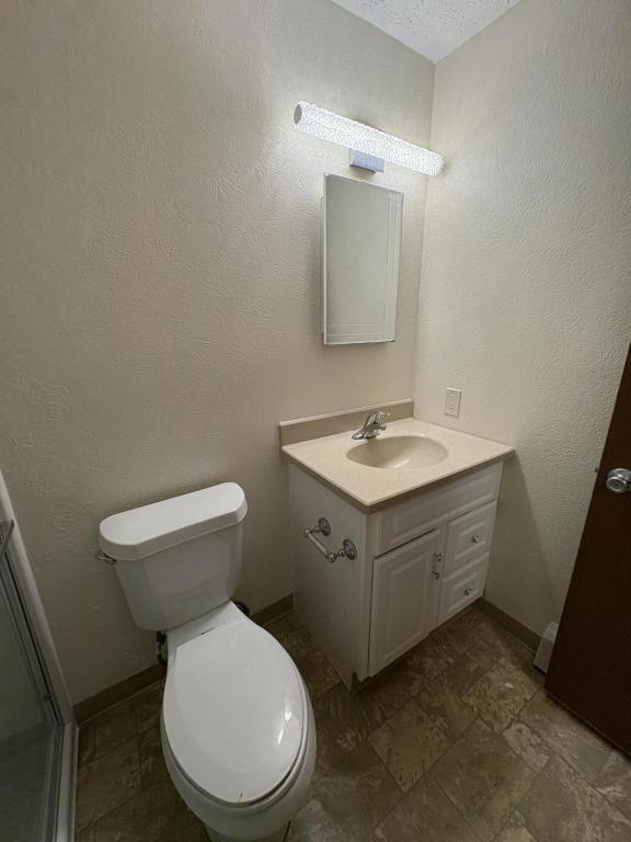 Building Photo - 66 Carter Cir