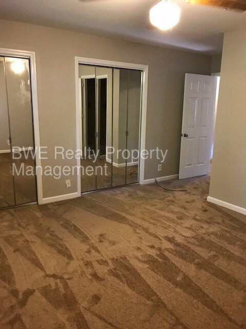 Building Photo - 2 bedroom Townhome in Bell Forge Condo's
