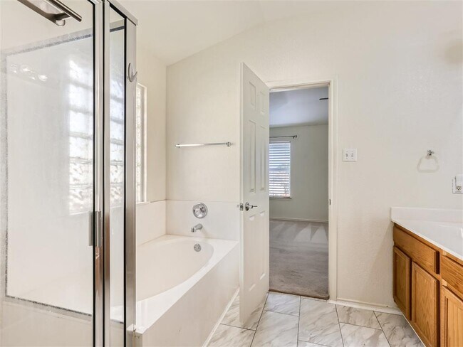 Building Photo - 13313 John Tyler St