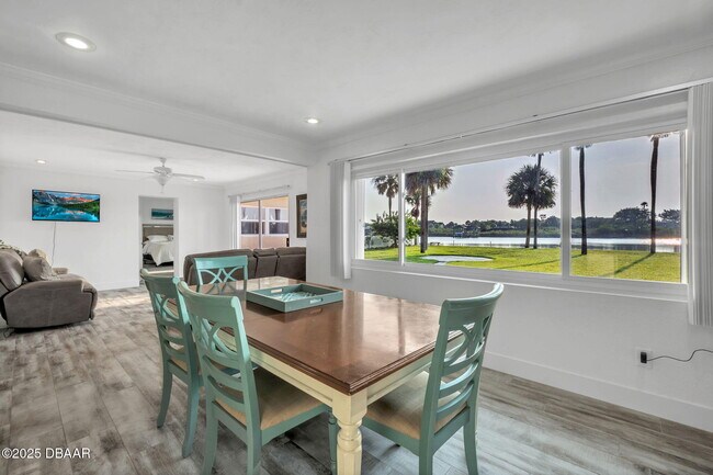 Building Photo - 450 Lambert Ave