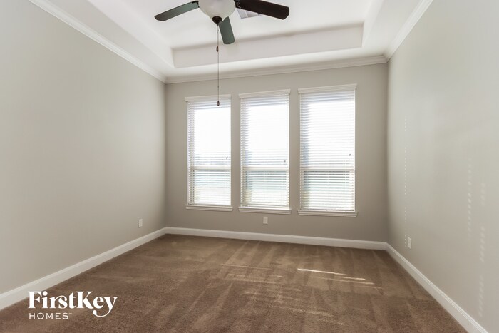 Building Photo - 24107 Newberry Bend Dr