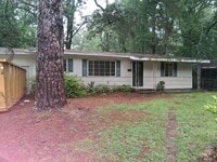 Building Photo - Nice 3 Bed 2 Bath South Jackson Rental on Oak Forest Dr