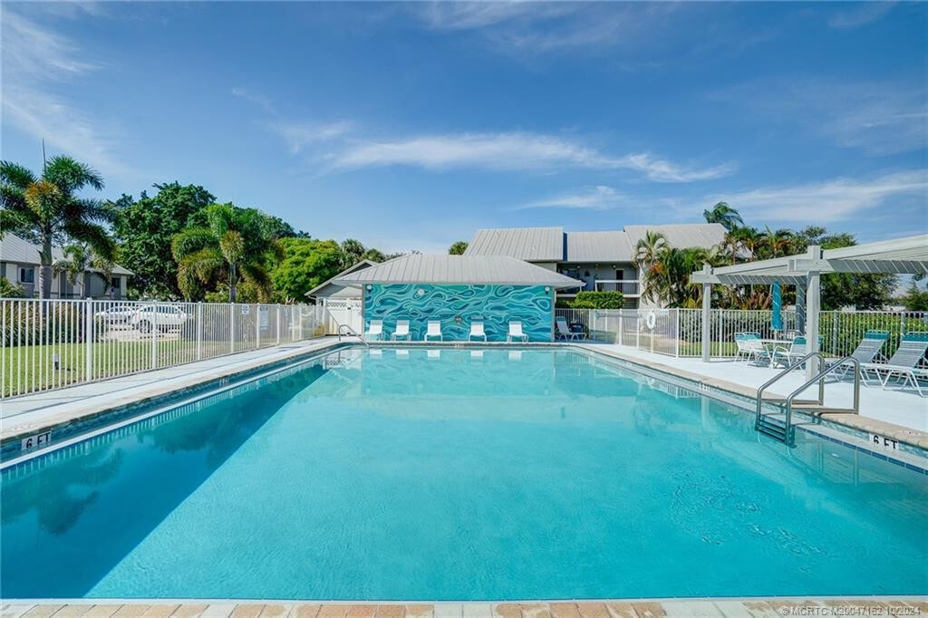 Building Photo - 2273 NW 22nd Ave