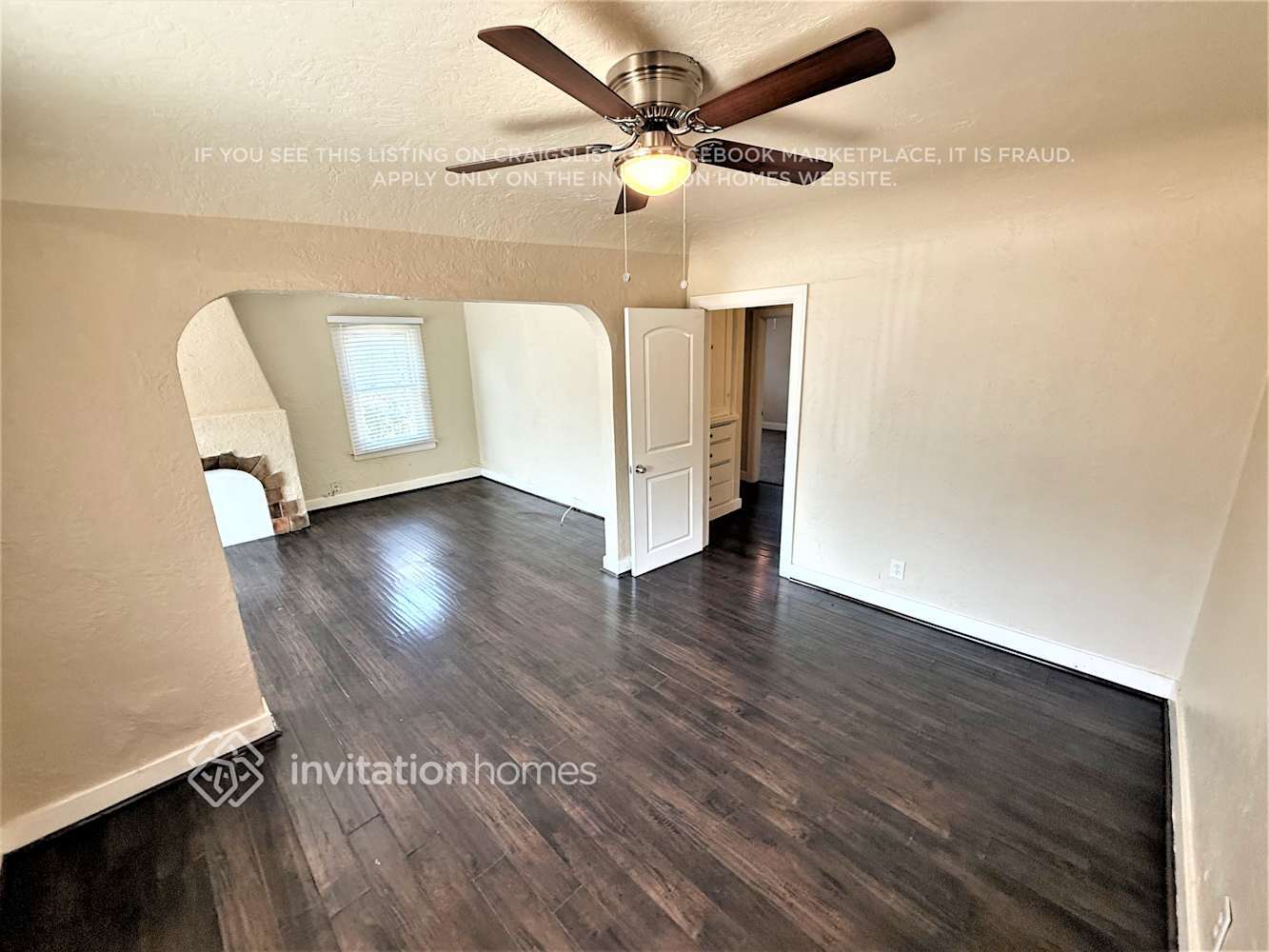 Building Photo - 6046 6th Ave