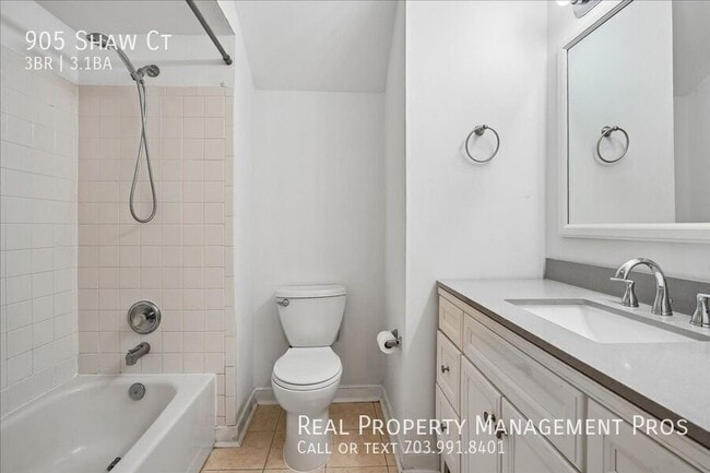 Building Photo - 905 Shaw Ct