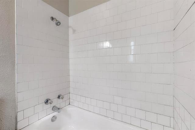 Building Photo - 524 Longridge Dr