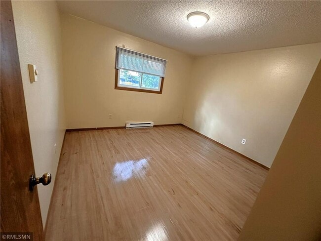 Building Photo - 1380 Heritage Dr