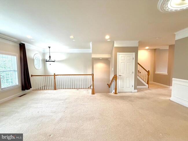 Building Photo - 47574 Royal Burnham Terrace