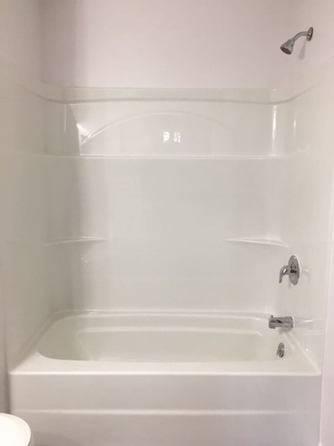 Building Photo - Single Family Home