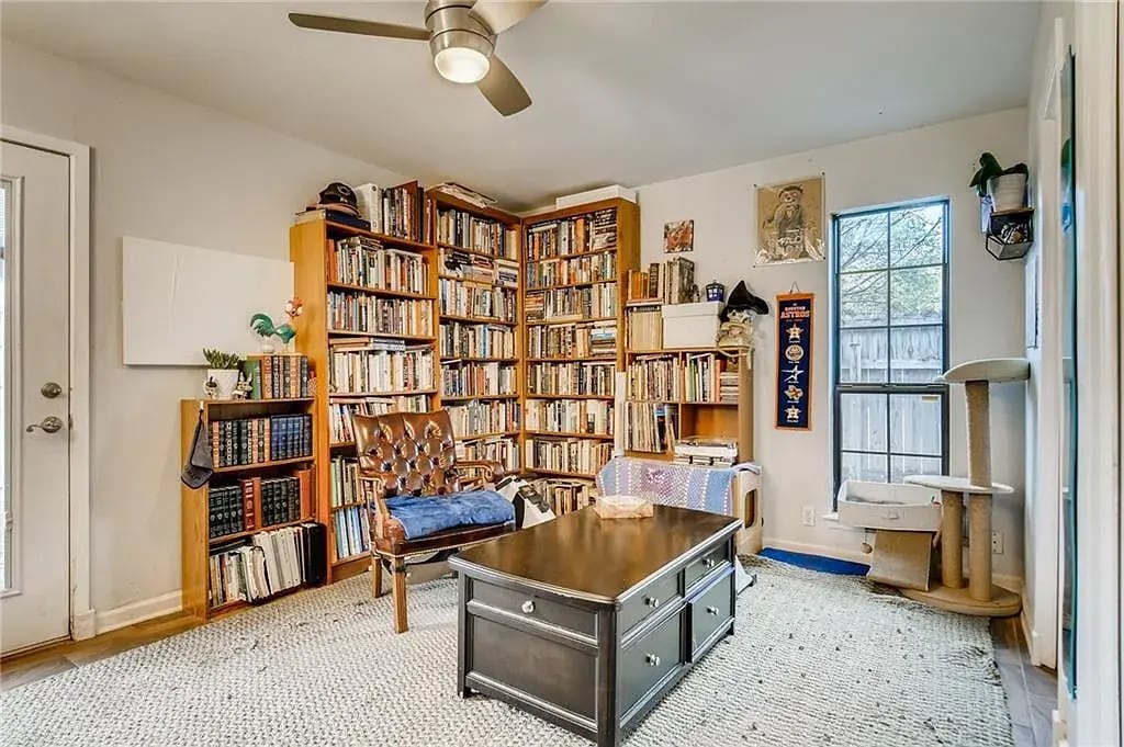 Room 1_2 - 8007 Brockman St