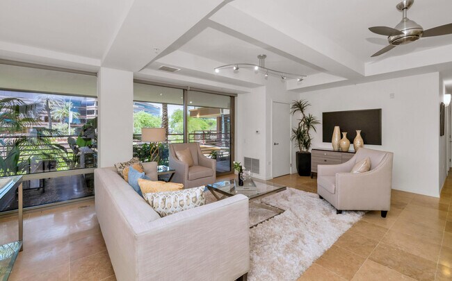 Building Photo - 7161 E Rancho Vista Dr