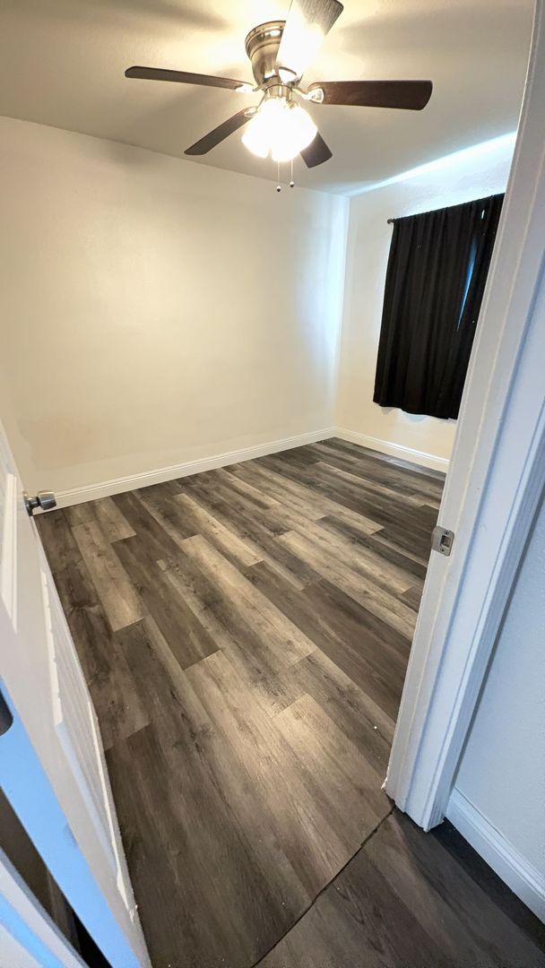 Building Photo - 4 BEDROOM, 3 BATH RANCH STYLE HOME