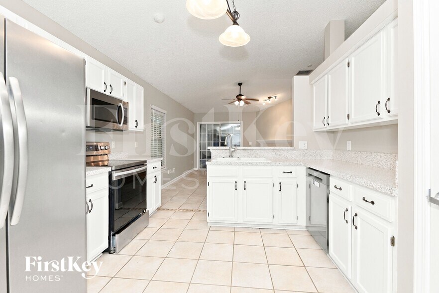 Building Photo - 12595 Blue Eagle Way