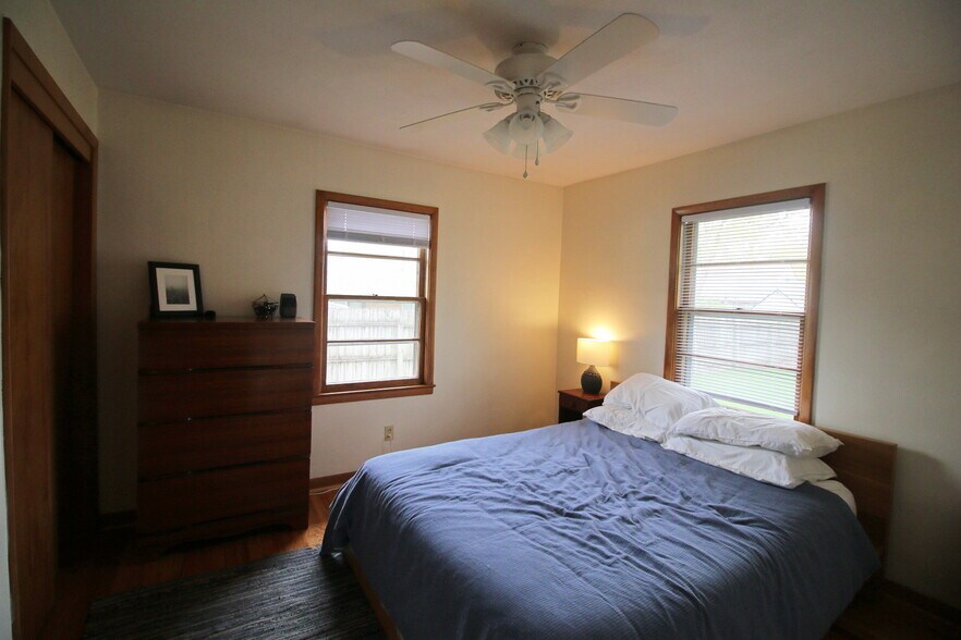 Bedroom - 1526 Marston Ave