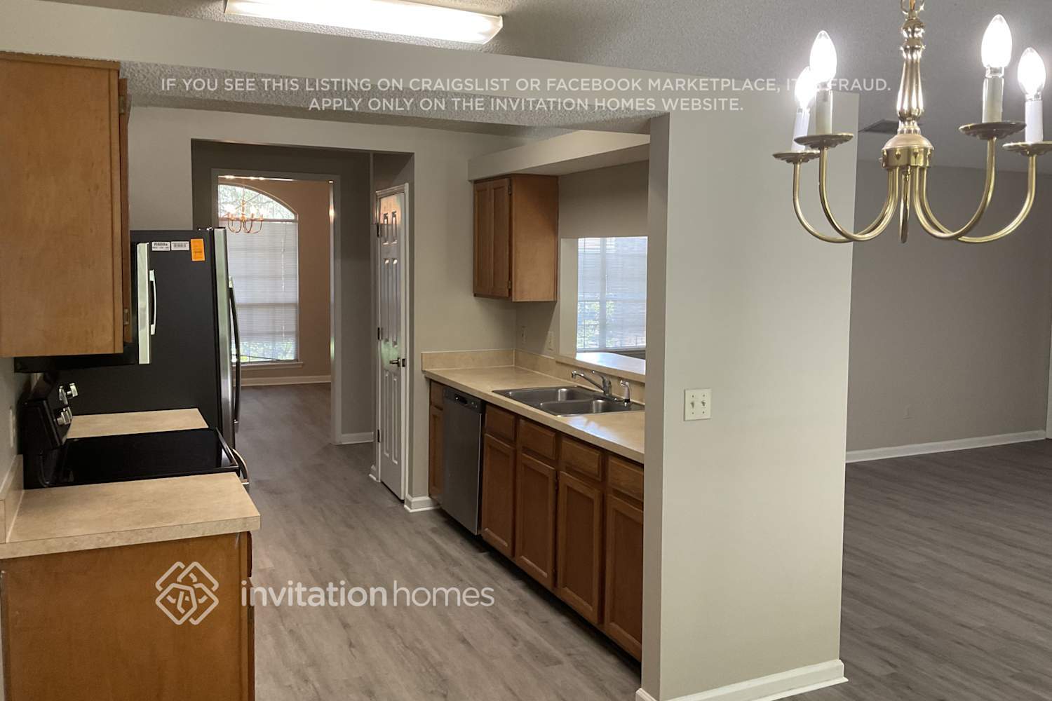 Building Photo - 11868 Gran Meadows Way