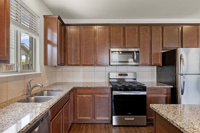 Building Photo - 11801 Jackson Fls Wy