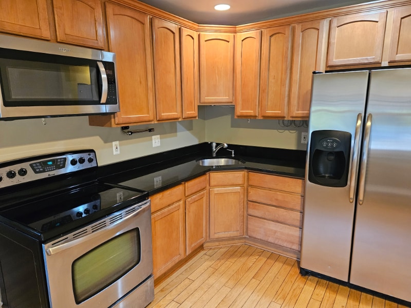 Building Photo - 1409 Gardenia Ave