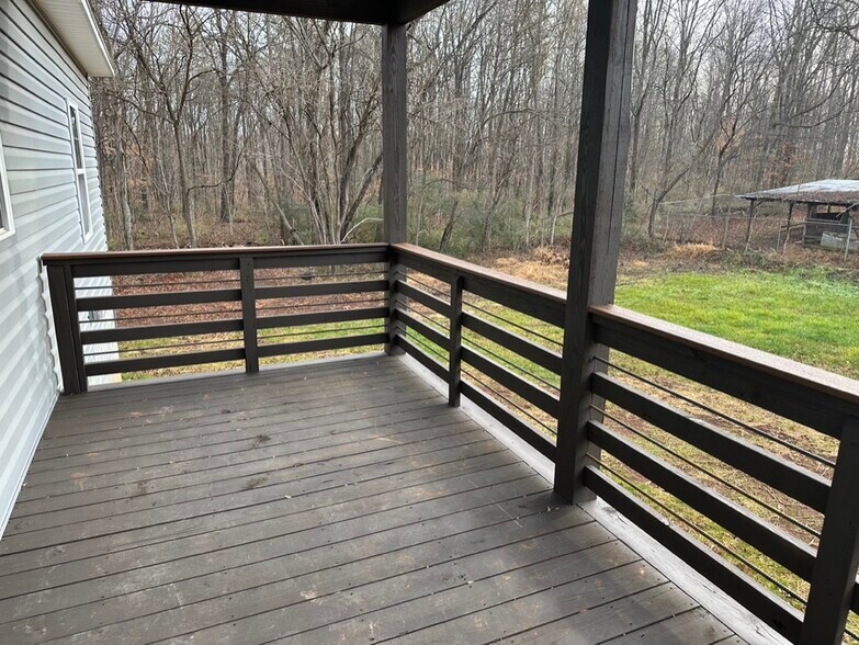 Covered deck - 735 Tussey St