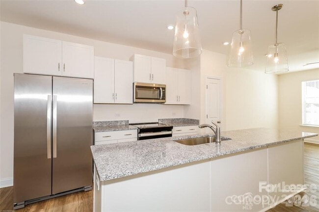 Building Photo - 342 Freeland Pk Dr