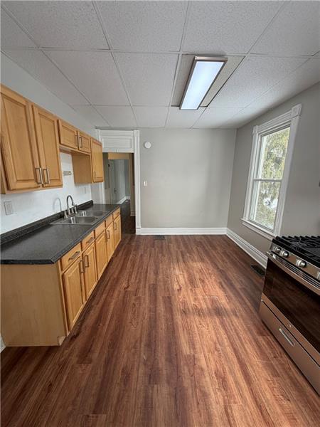 Building Photo - 306 E Wallace Ave