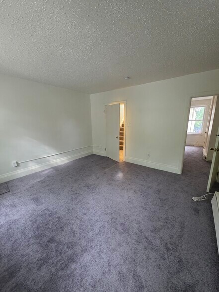 Building Photo - 708 Swede St