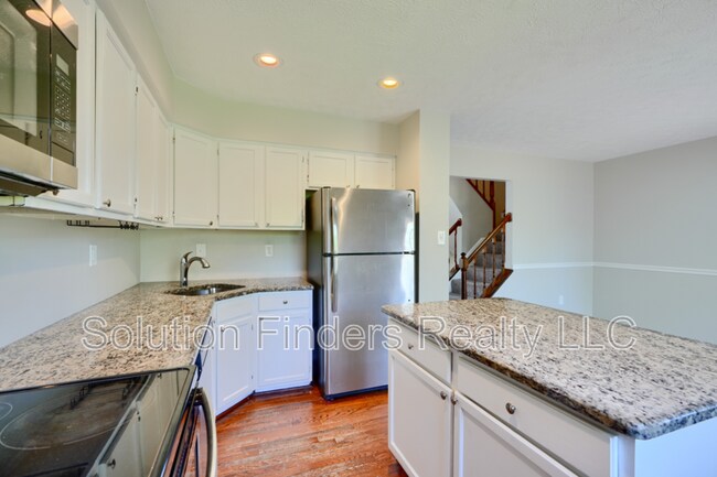 Building Photo - 3419 Clairborne Way