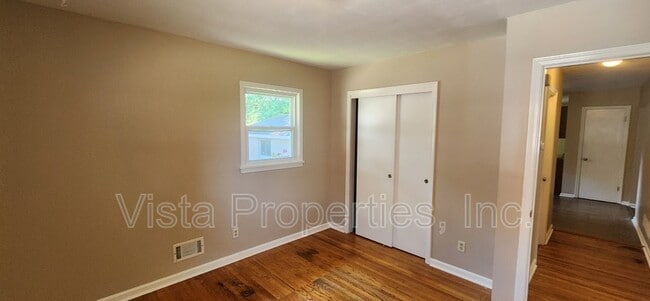 Building Photo - 3412 Winnland Dr