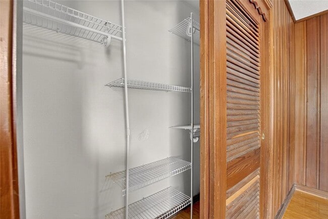 Building Photo - 3107 S Emerson St