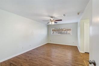 Building Photo - 759 Carlingford Ln