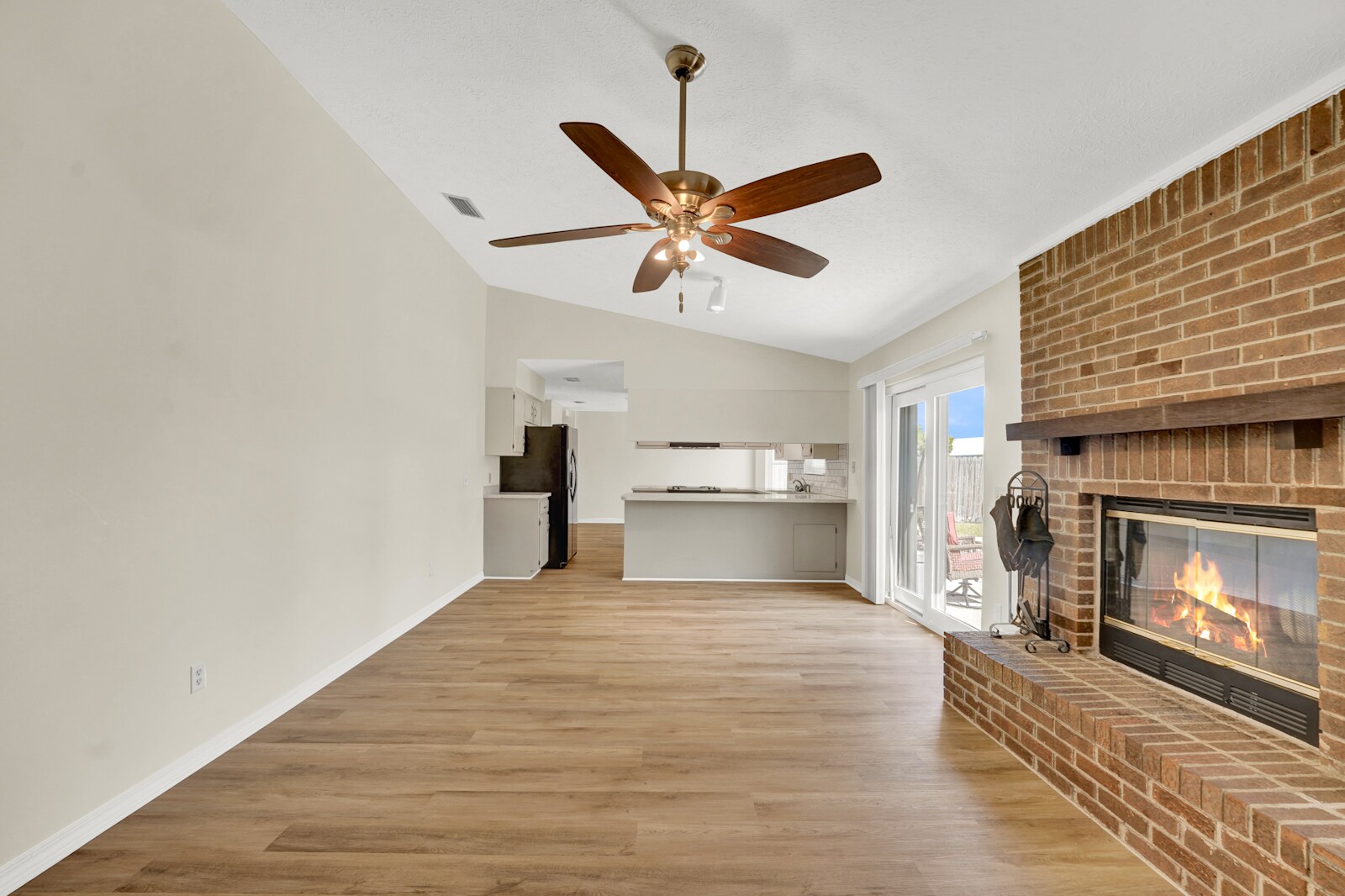 Building Photo - 7525 Melody Ln