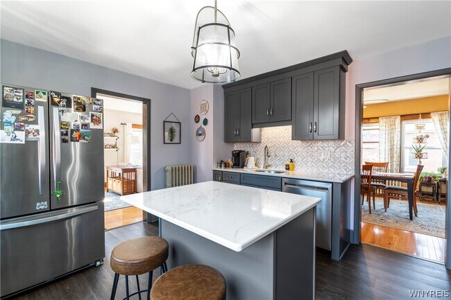 Building Photo - 230 Pennsylvania St