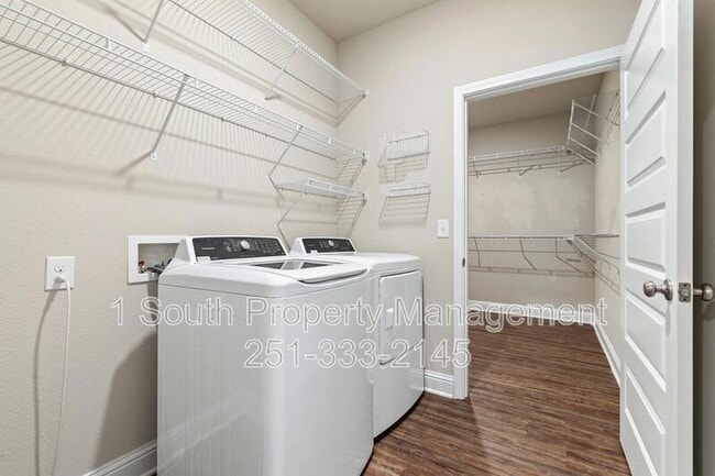 Building Photo - 9376 Swan Point Rd