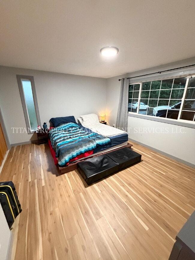 Building Photo - Country Comfort Meets Modern Living-Spacious 3BR Home with Shop and Hot Tub