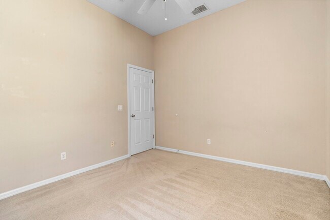 Building Photo - 2731 Sand Arbor Cir