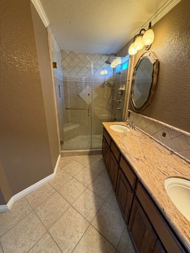 Building Photo - Convenient 3 Bed Home in Sycamore Ranch, Woodland, Near Bel Air Market & Pioneer High