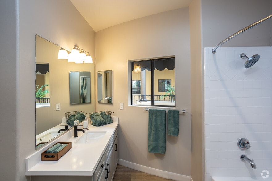 Interior Photo - VIA - Sherman Oaks