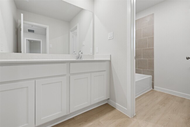 Building Photo - 7942 Alset Dr