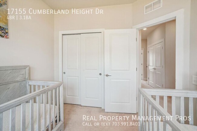 Building Photo - 17155 Cumberland Height Dr