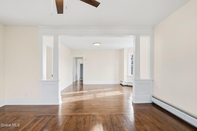 Building Photo - 16 Berkley Ave