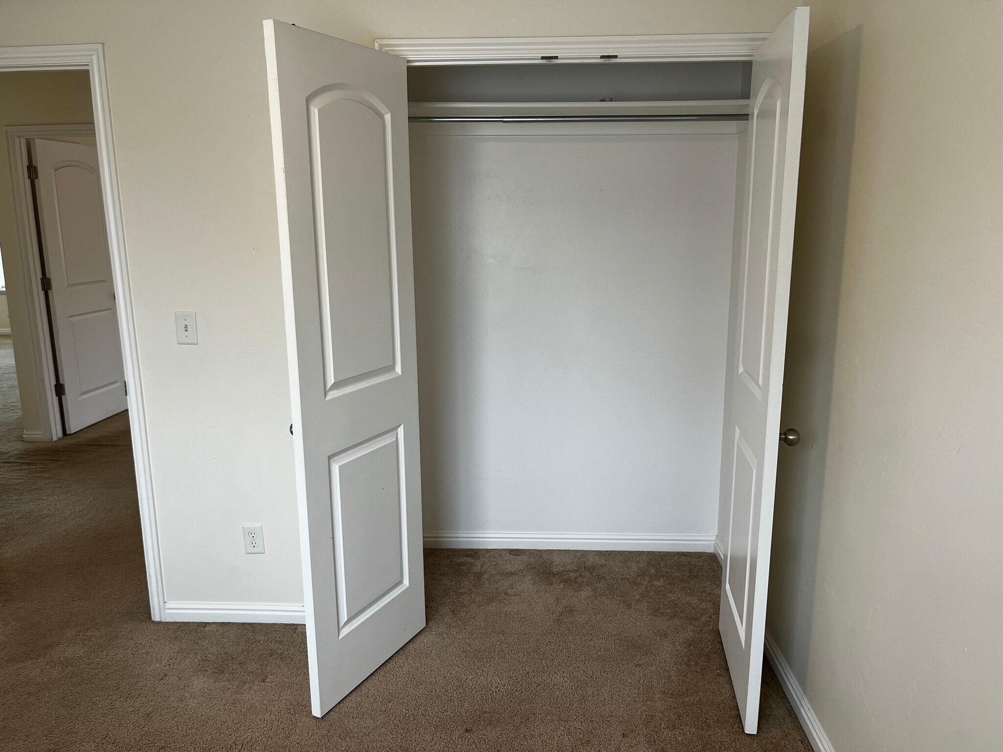 Building Photo - 1007 W 1500 S