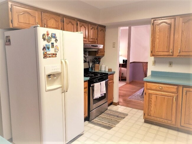Building Photo - 416 Red Wing Ln