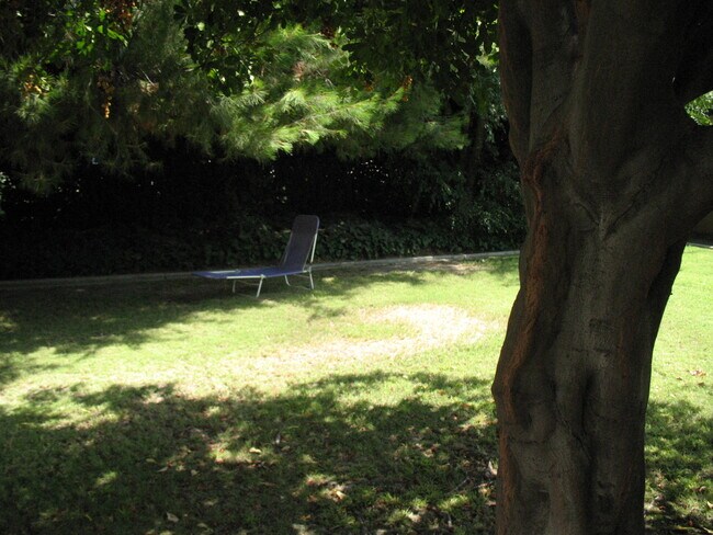 Building Photo - 3121 W Wyoming Ave