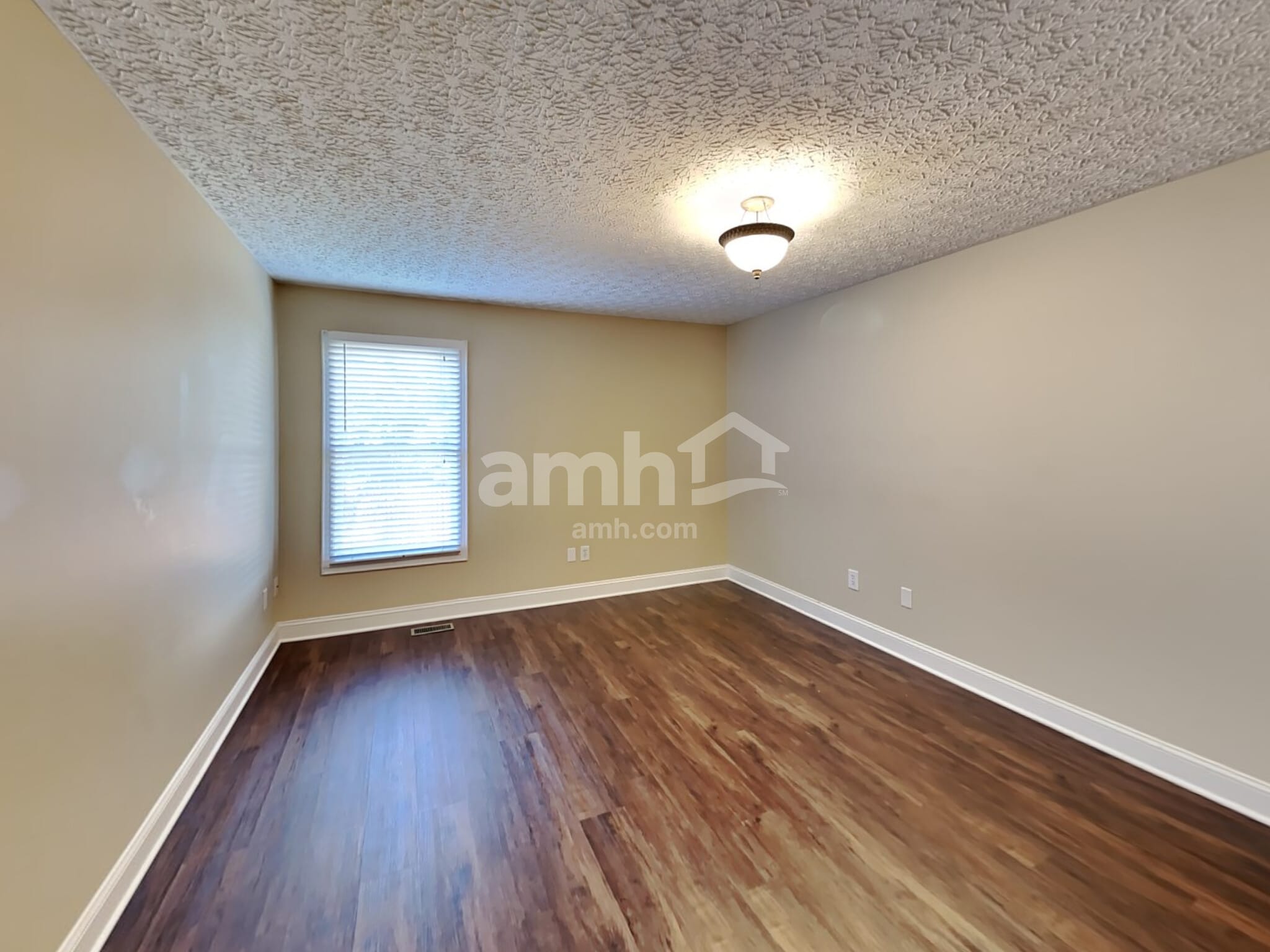 Building Photo - 1199 Onaway Ct
