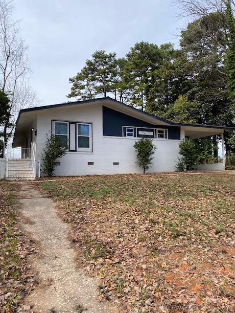 Building Photo - 3519 Rosehaven Dr
