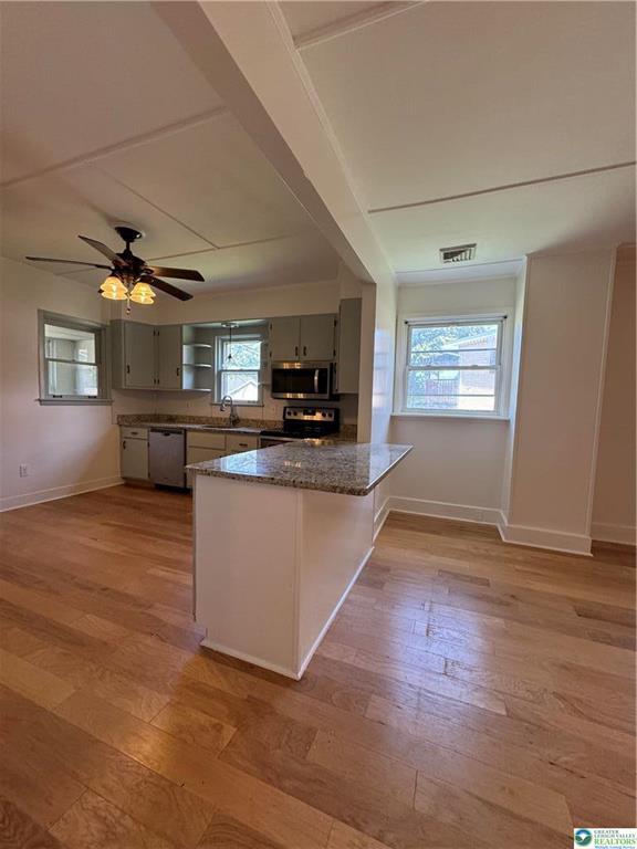 Building Photo - 2243 Walnut St