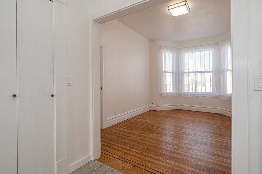 Building Photo - 237 Balboa St